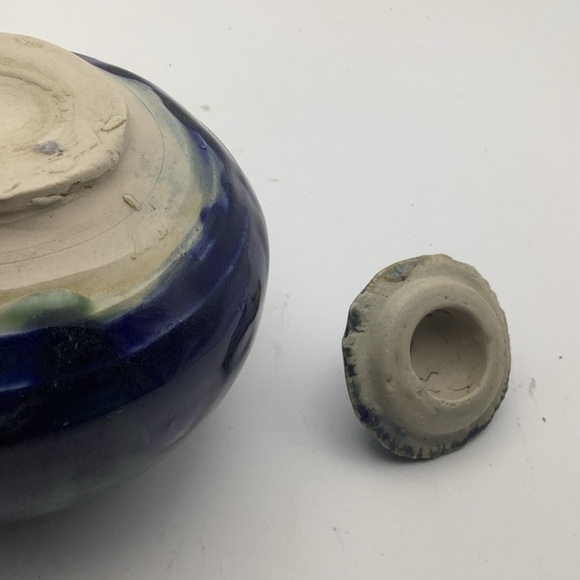 Dark Blue Pottery Lidded Bowl/Container - Picture 7 of 9